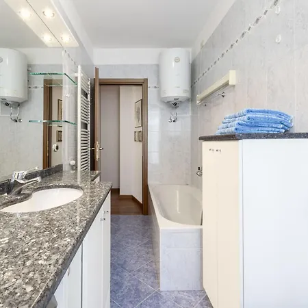 Appartamento Bossi View By Interhome