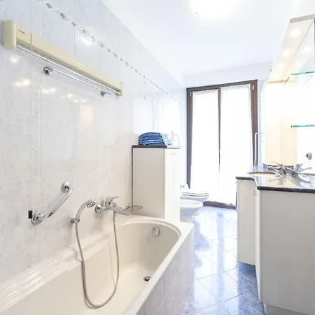 Bossi View By Interhome *